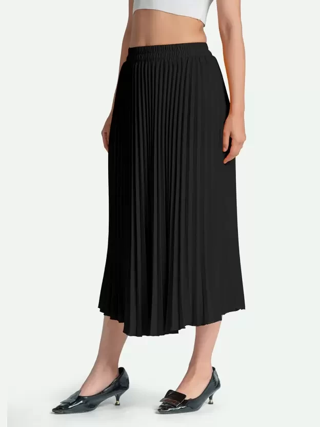 Women Solid Pleated Black Skirt